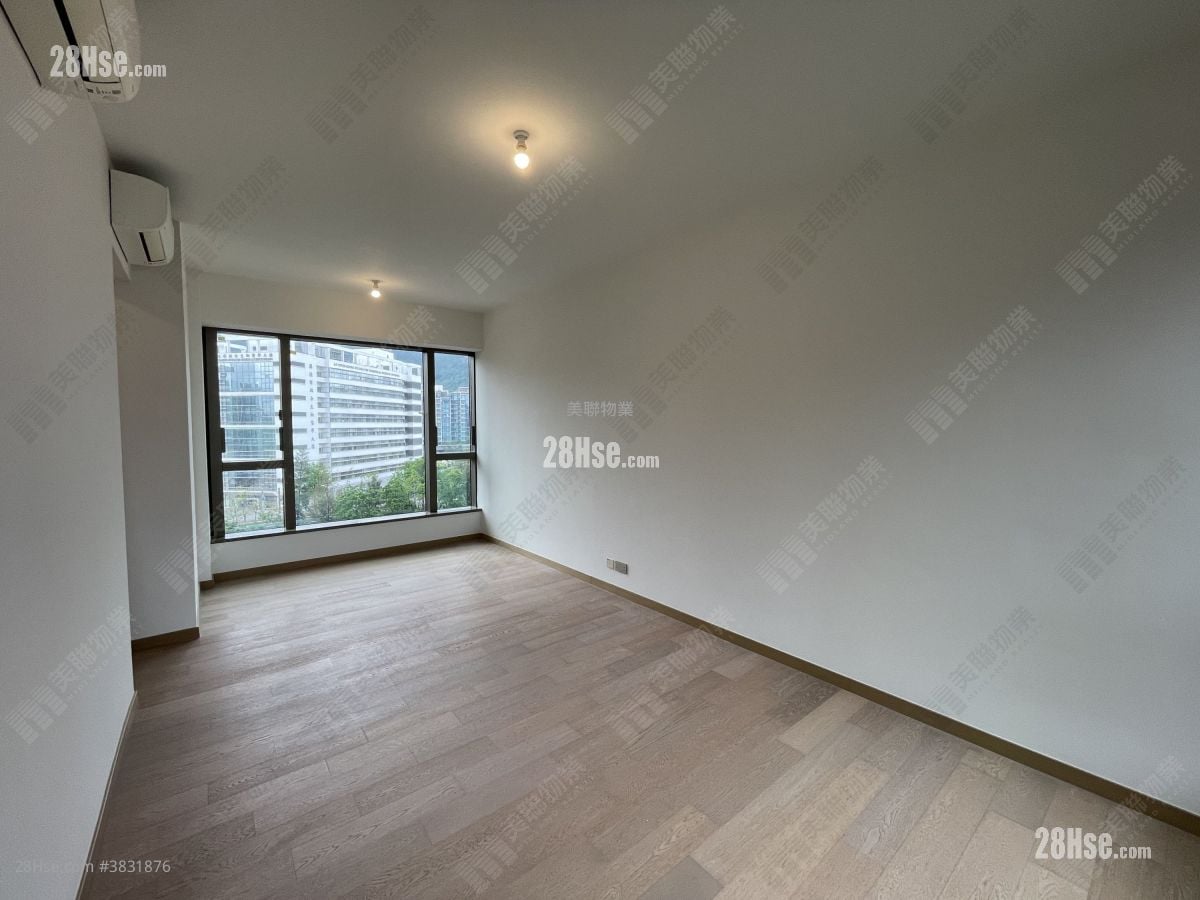 Centra Horizon Rental 1,225 ft²