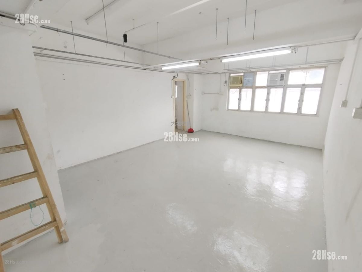 Tak Lee Industrial Centre Rental Studio , 1 Bathroom 450 ft²