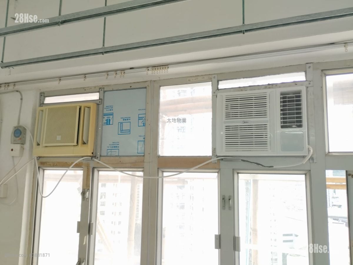 Tak Lee Industrial Centre Rental Studio , 1 Bathroom 450 ft²