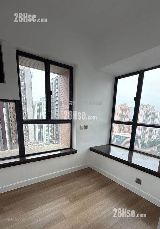 Florence Plaza Sell 2 Bedrooms , 1 Bathroom