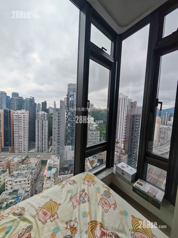 The Vantage Sell 2 Bedrooms , 1 Bathroom 381 ft²