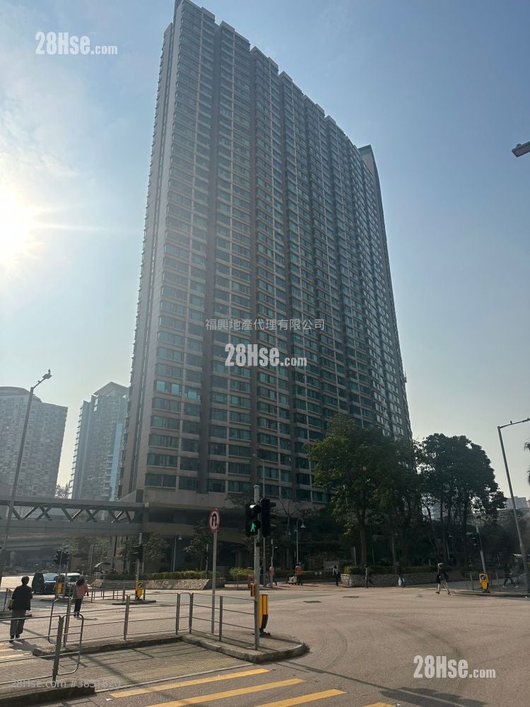半島豪庭 售盤 2 房 , 1 浴室 592 平方呎