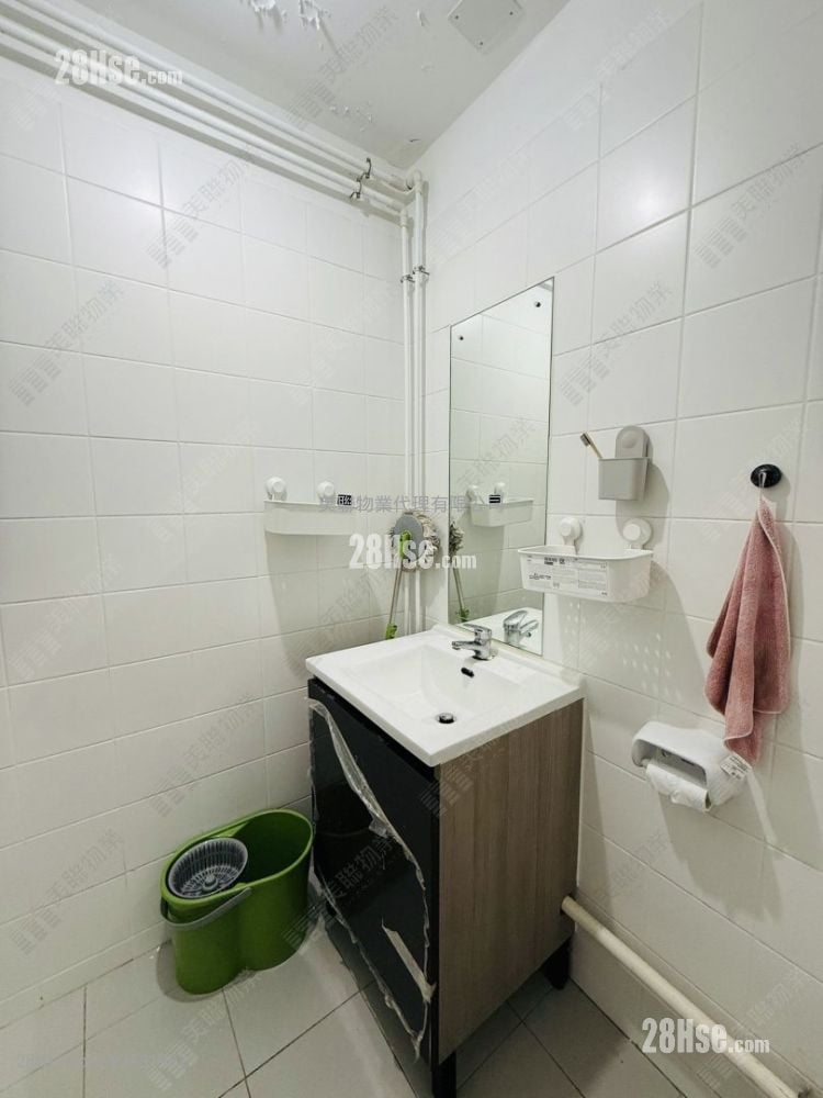 Yung Ming Court Sell 372 ft²
