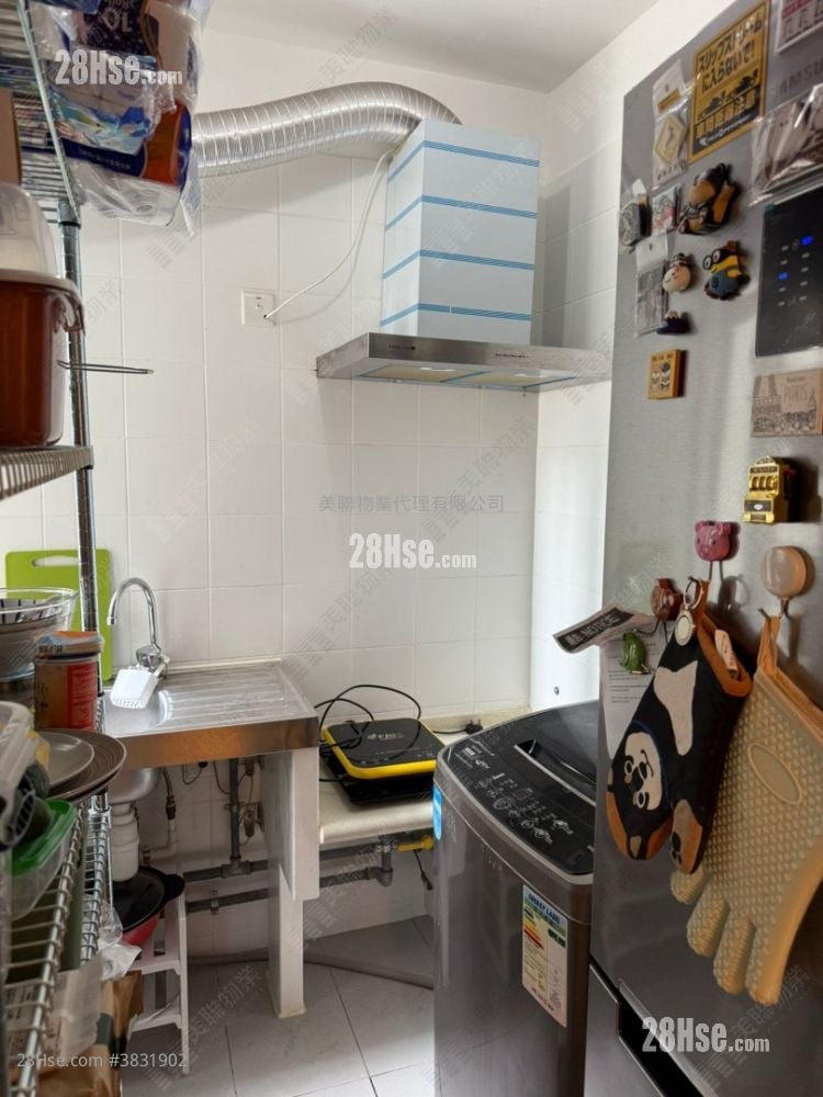 Yung Ming Court Sell 372 ft²