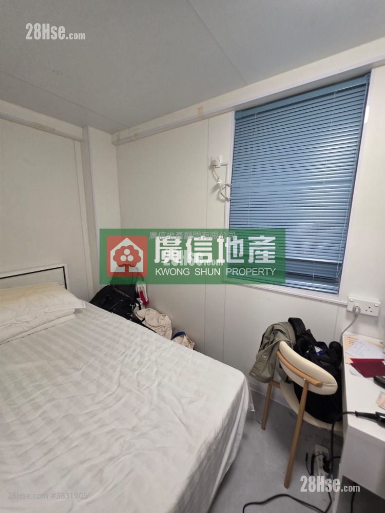 Wing Tak Building Sell 2 Bedrooms , 1 Bathroom 550 ft²