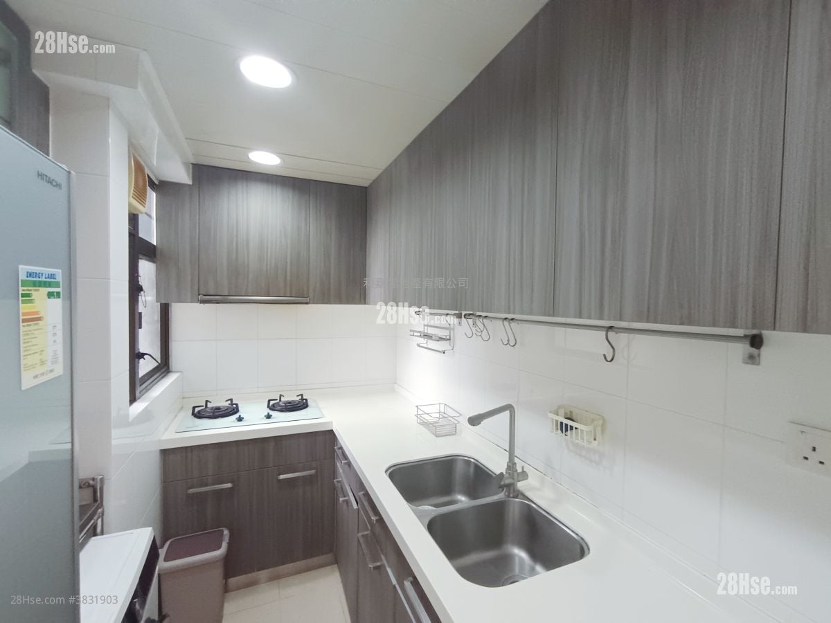 Parc Oasis Rental 3 Bedrooms , 2 Bathrooms 522 ft²