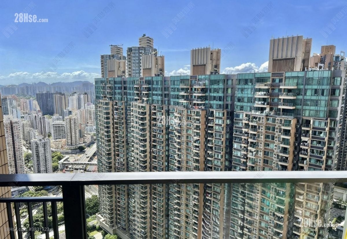 Yoho Midtown Sell 3 Bedrooms 693 ft²