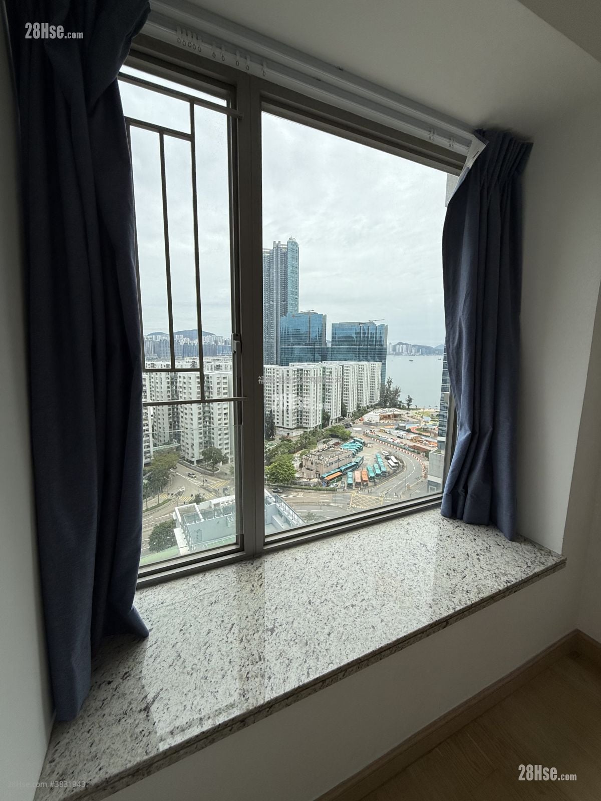 Stars By The Harbour Rental 4 Bedrooms , 2 Bathrooms 731 ft²