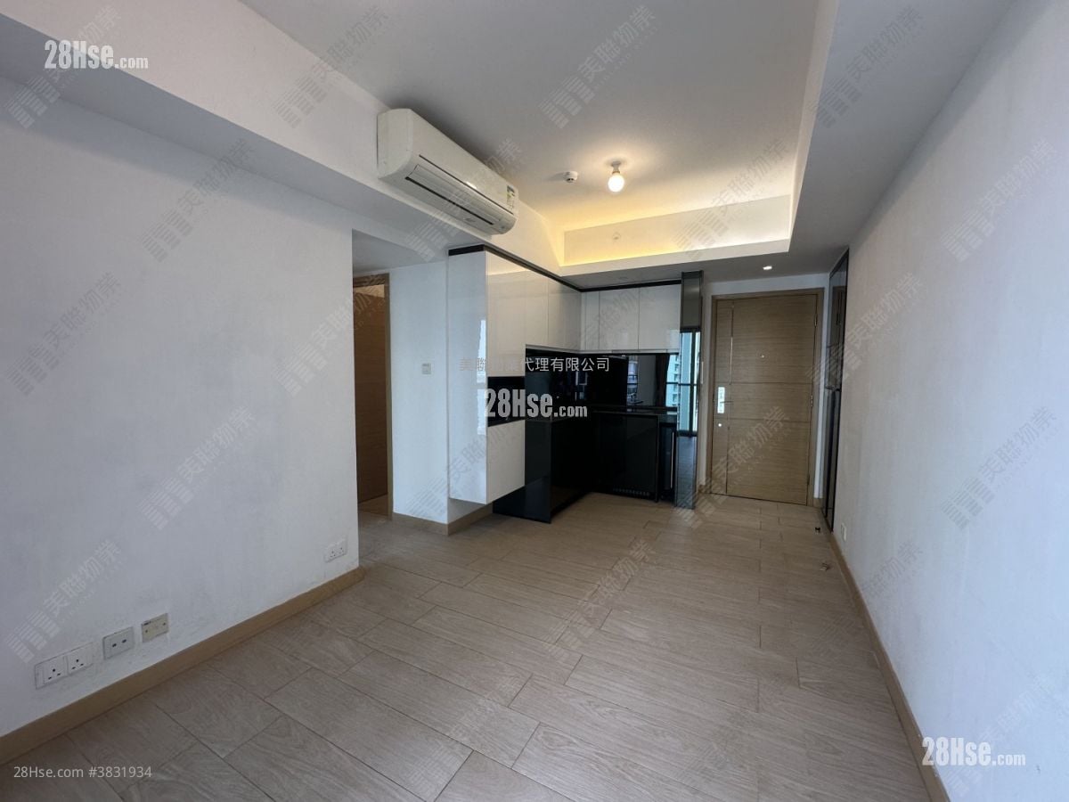 Century Link Sell 2 Bedrooms , 1 Bathroom 484 ft²