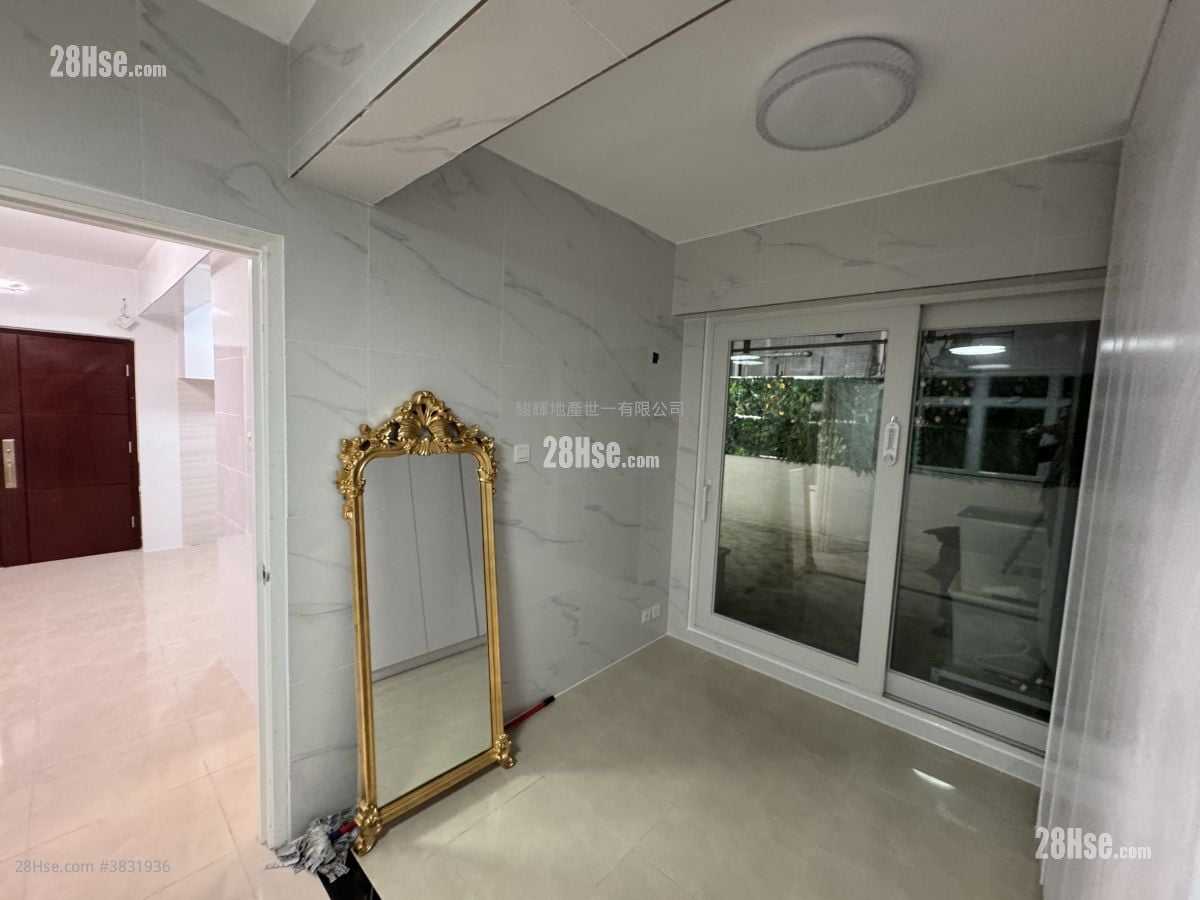 Prat Mansions Rental 1 Bedroom , 1 Bathroom 401 ft²