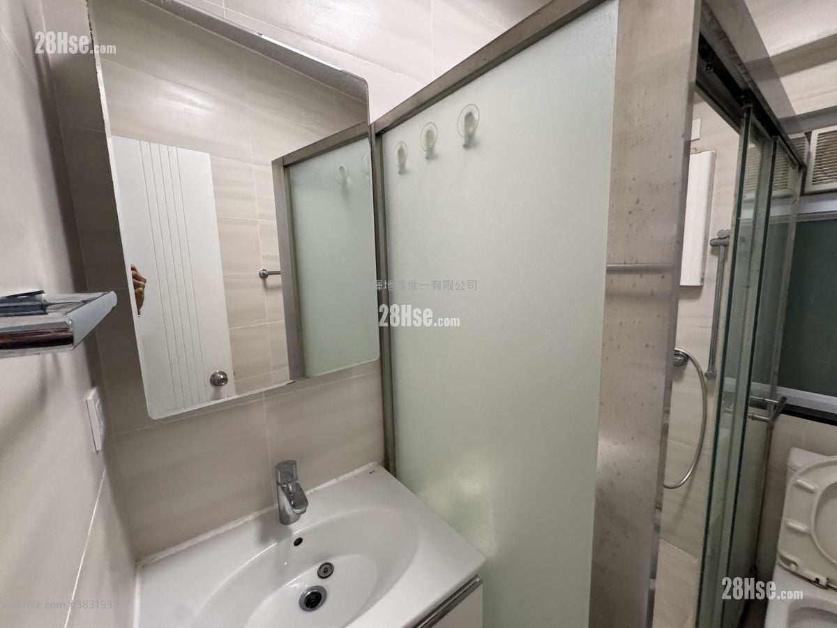Prat Mansions Rental 1 Bedroom , 1 Bathroom 401 ft²