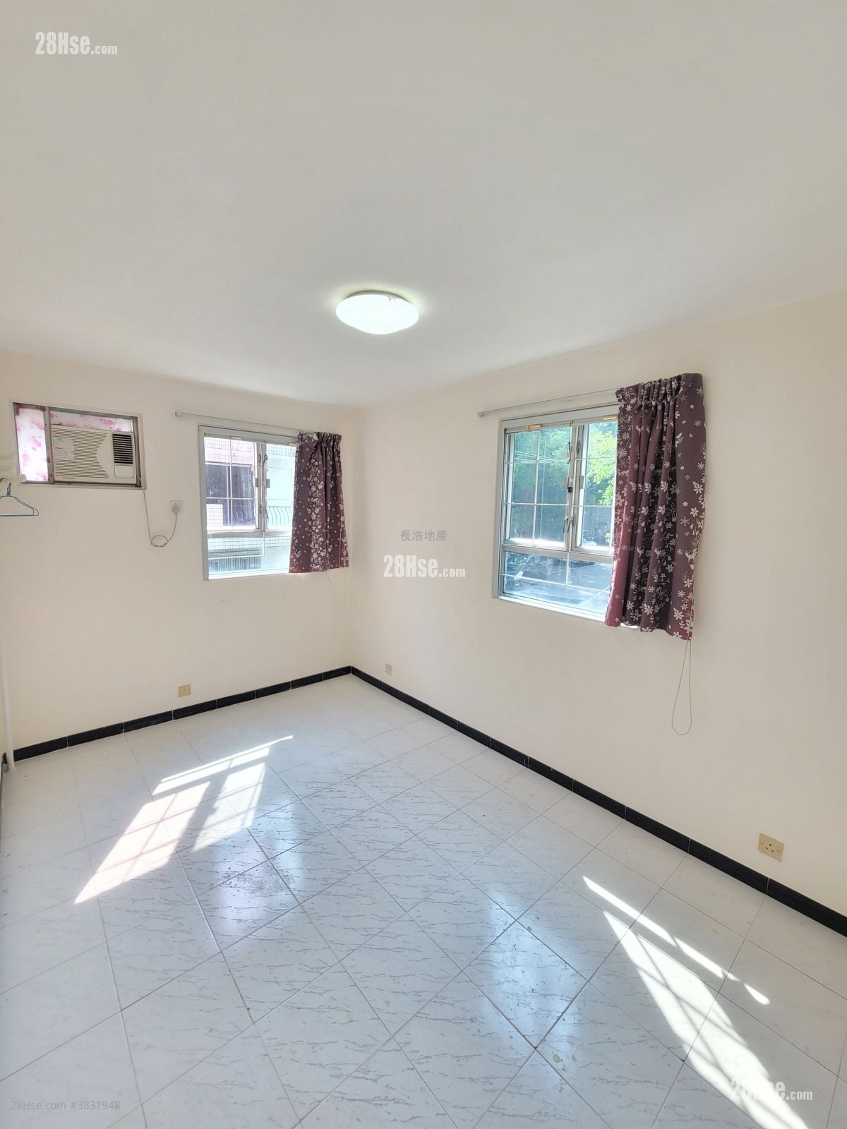 Village Rental 2 Bedrooms , 1 Bathroom 600 ft²