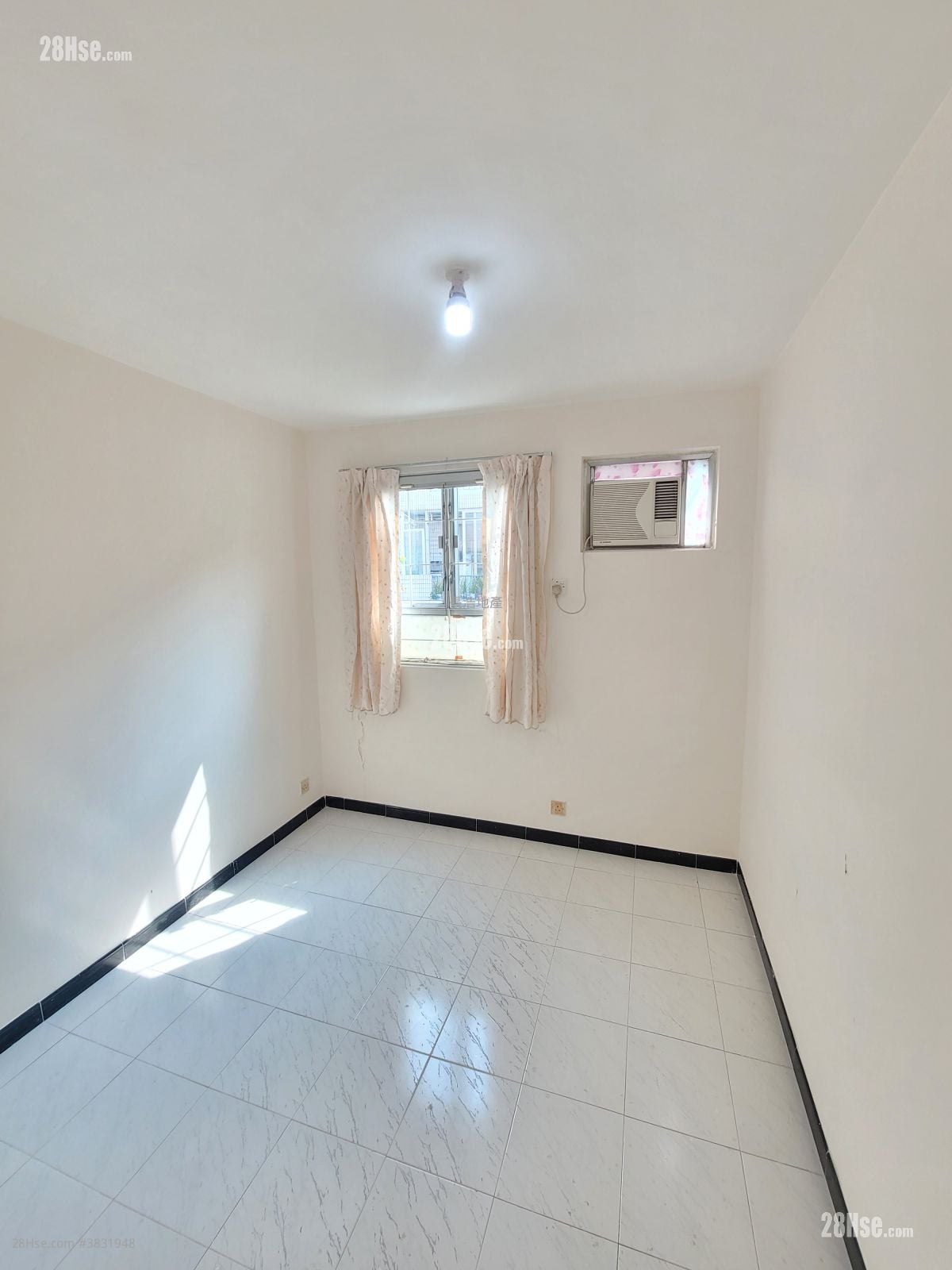 Village Rental 2 Bedrooms , 1 Bathroom 600 ft²