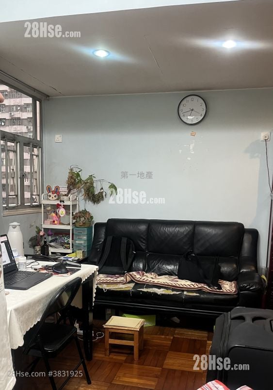 Kiu Kwan Mansion Rental 646 ft²