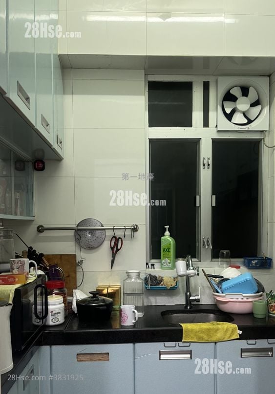 Kiu Kwan Mansion Rental 646 ft²