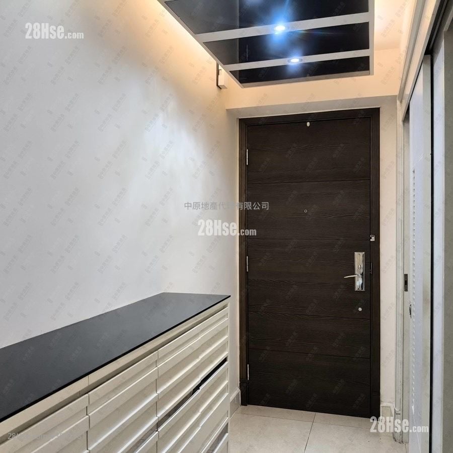 Festival City Sell 4 Bedrooms , 2 Bathrooms 961 ft²