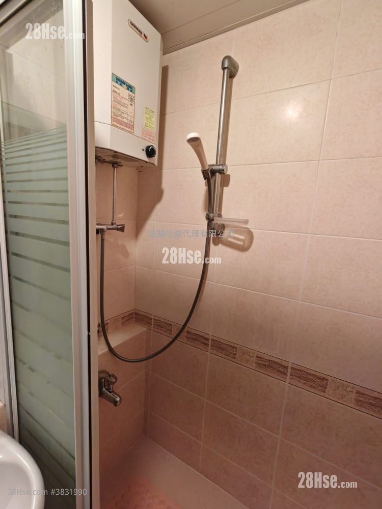 Tsuen Wan Centre Rental 1 Bedroom , 1 Bathroom 329 ft²