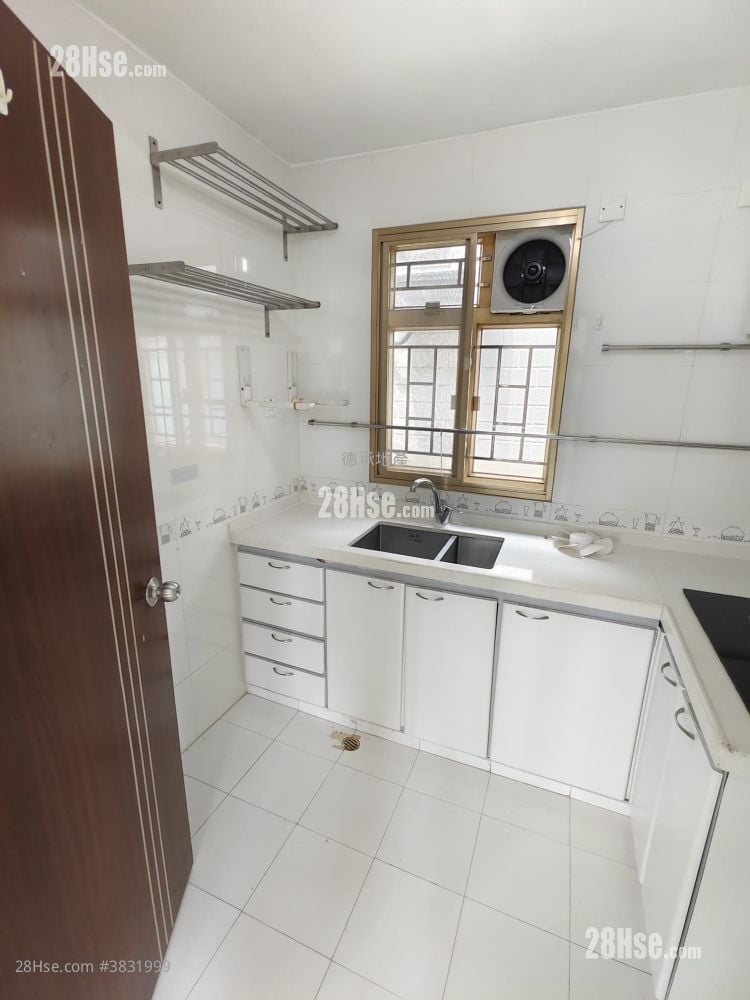 Village Rental 3 Bedrooms , 1 Bathroom