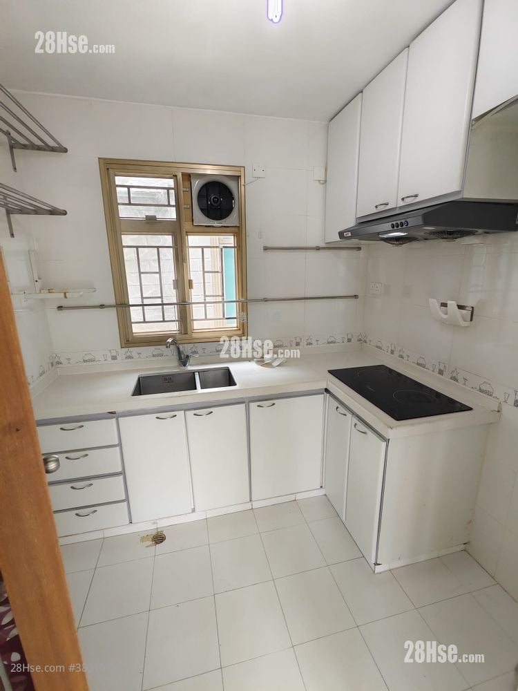 Village Rental 3 Bedrooms , 1 Bathroom