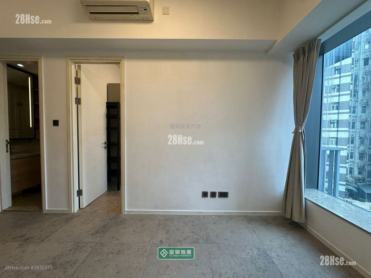 Skypark Sell 1 Bedroom , 1 Bathroom 404 ft²