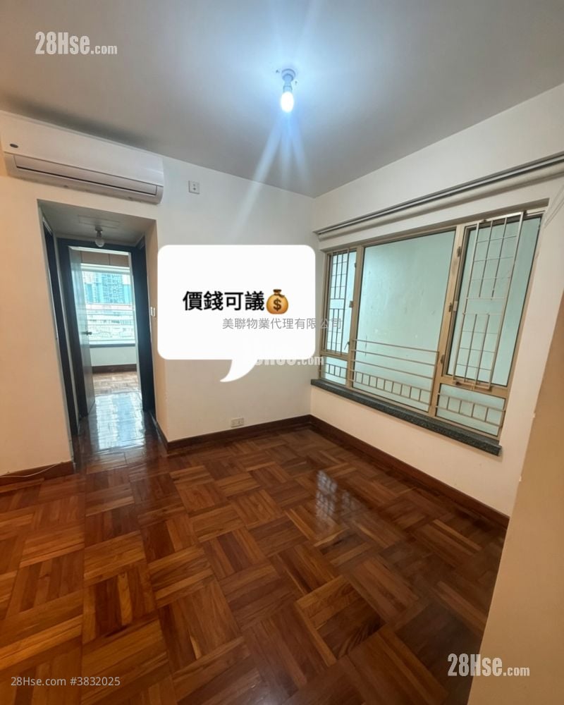 La Cite Noble Sell 2 Bedrooms 434 ft²