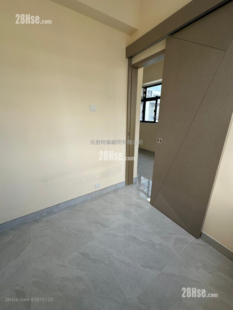 Ka Yee Mansion Sell 1 Bedroom , 1 Bathroom 259 ft²