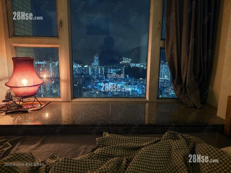 港灣豪庭 售盤 2 房 415 平方呎