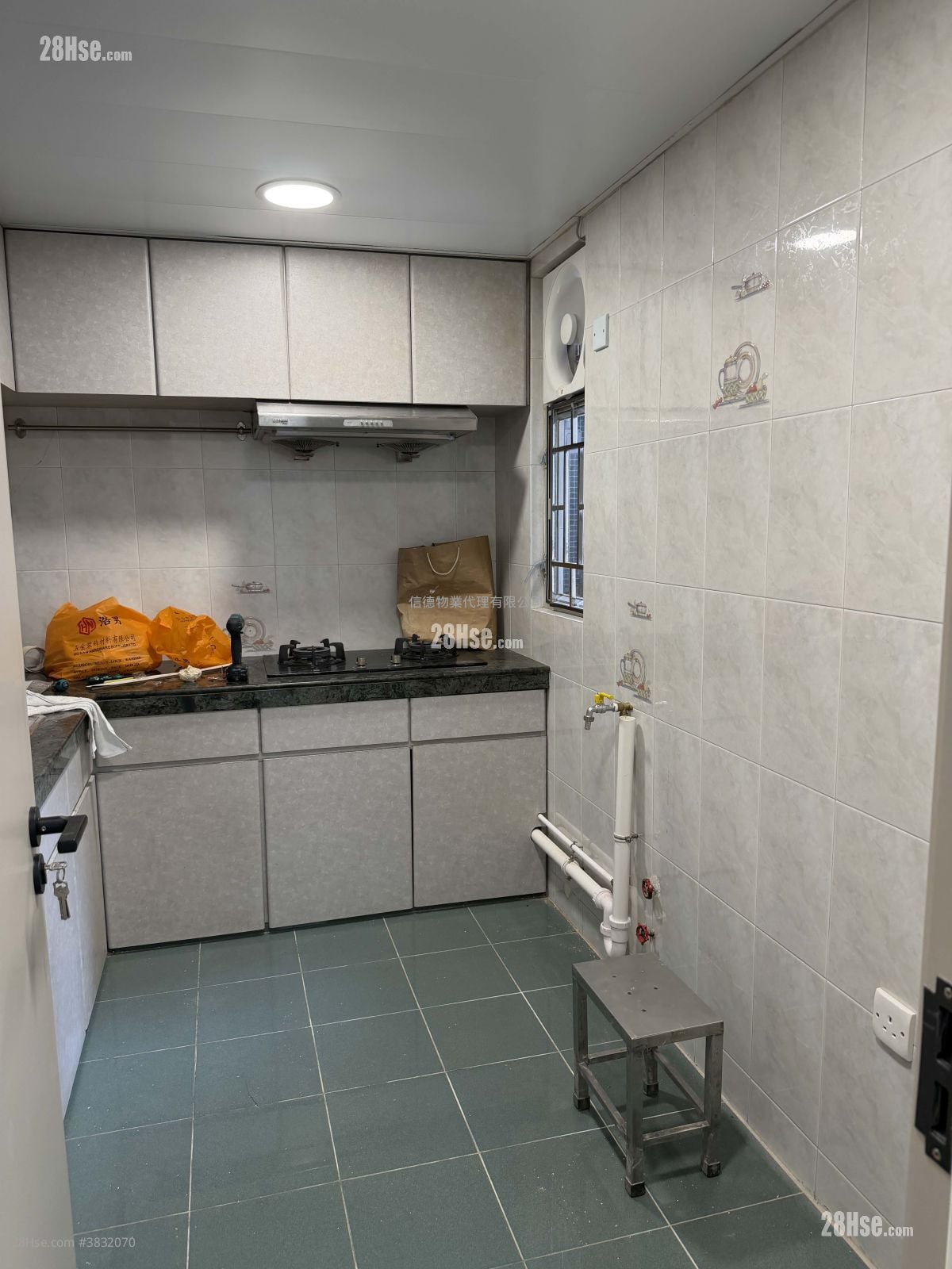 City Garden Rental 3 Bedrooms , 2 Bathrooms 807 ft²