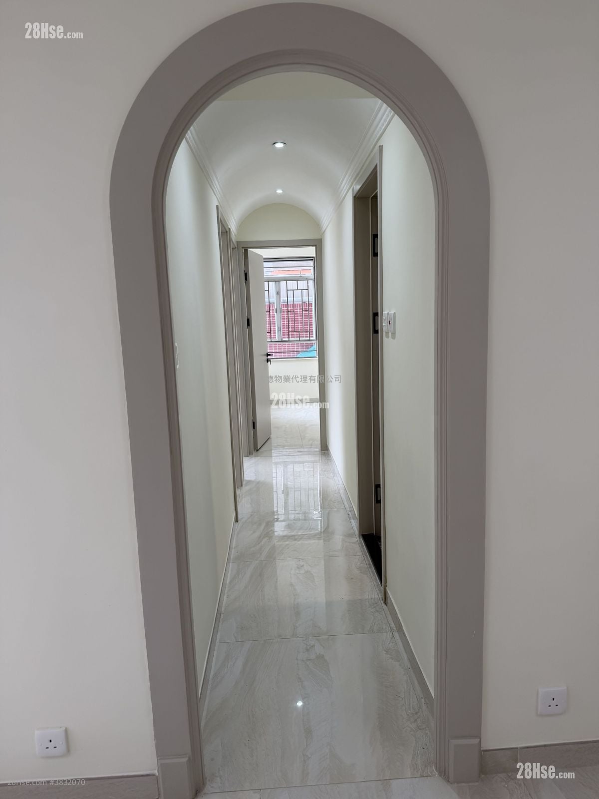 City Garden Rental 3 Bedrooms , 2 Bathrooms 807 ft²