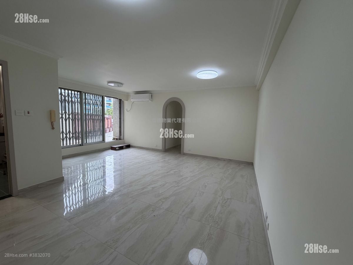 City Garden Rental 3 Bedrooms , 2 Bathrooms 807 ft²