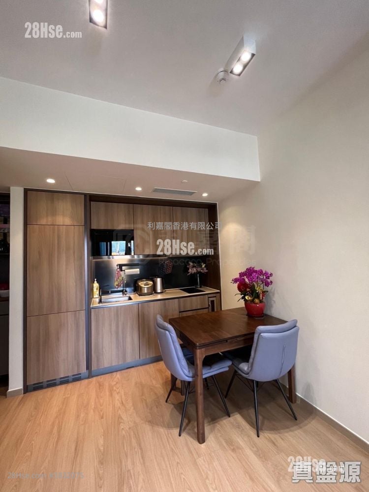 Lp10 Rental 2 Bedrooms , 2 Bathrooms 647 ft²