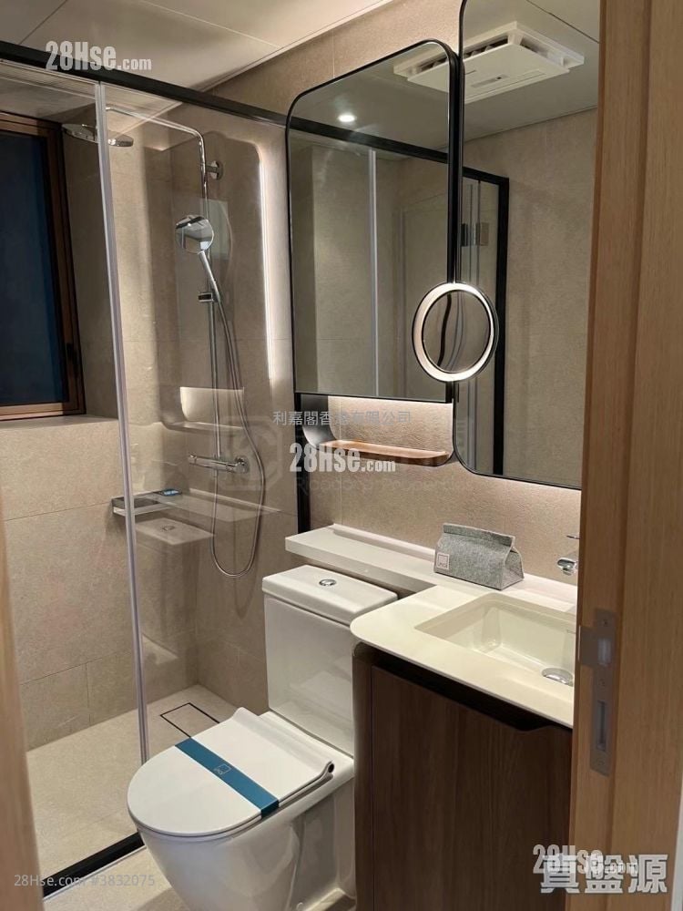 Lp10 Rental 2 Bedrooms , 2 Bathrooms 647 ft²