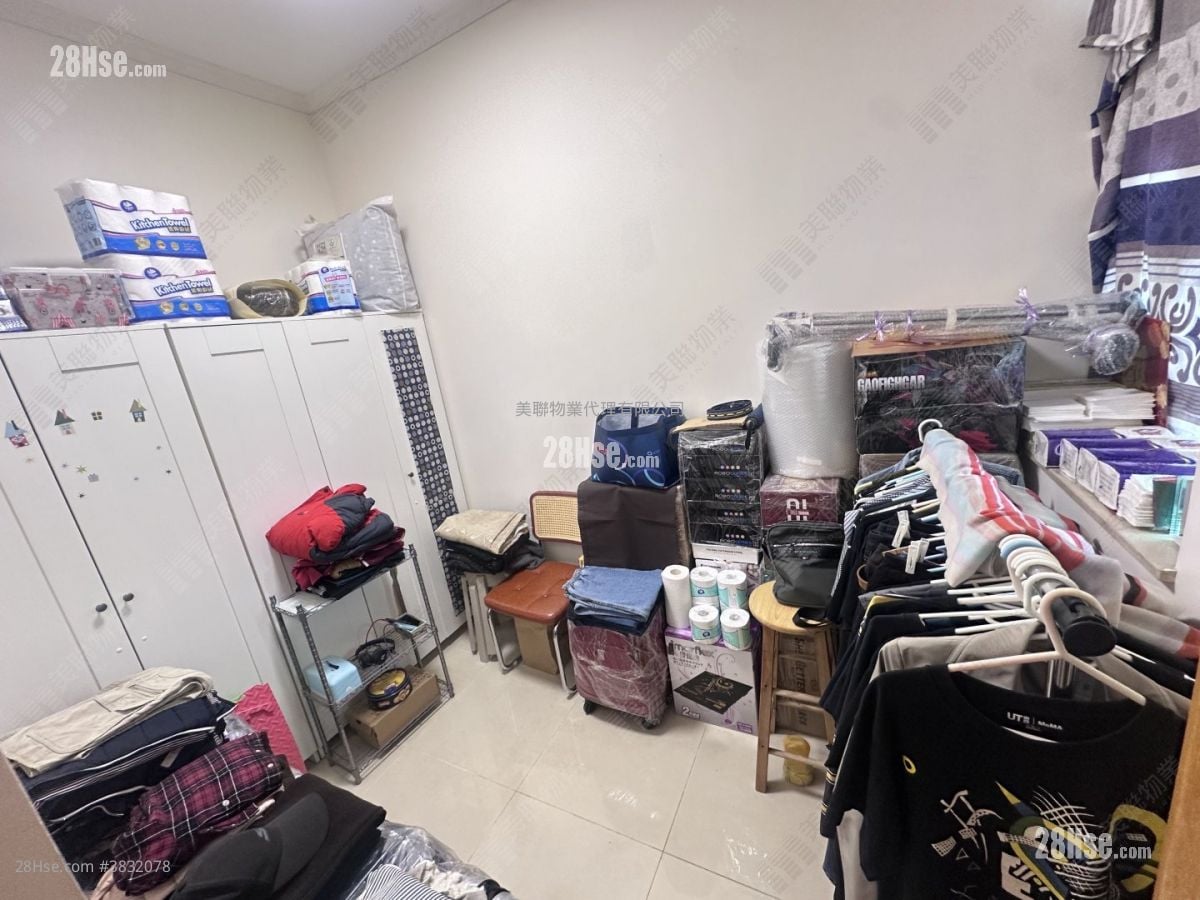 Indihome Sell 2 Bedrooms 435 ft²