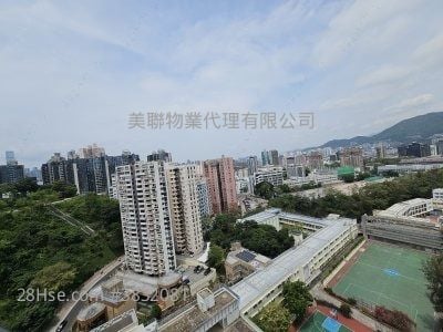 半山壹号 售盘 5+ 房 1,975 平方尺