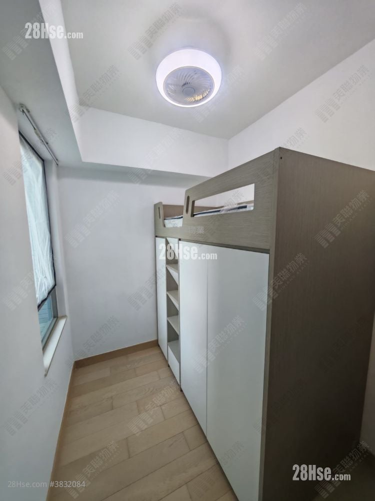 The Spectra Rental 500 ft²