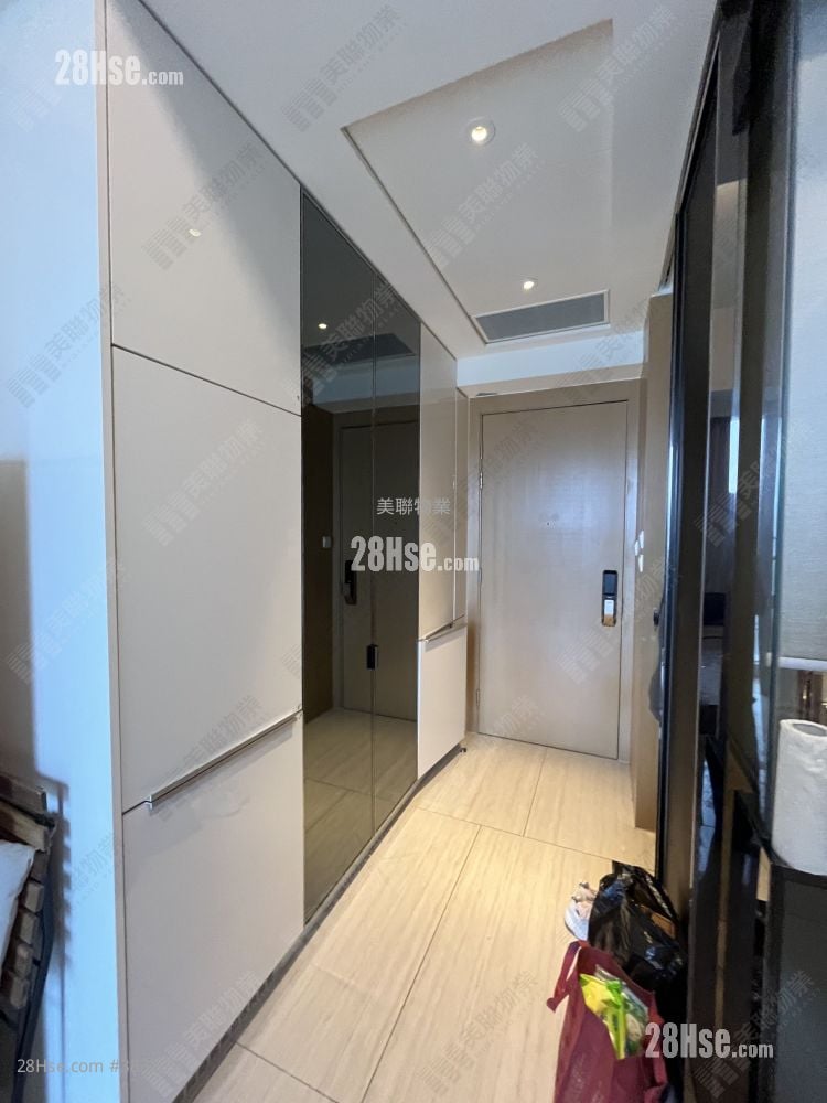 Cullinan West Rental 269 ft²