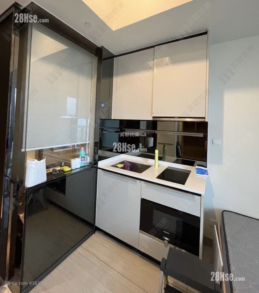 Cullinan West Rental 269 ft²