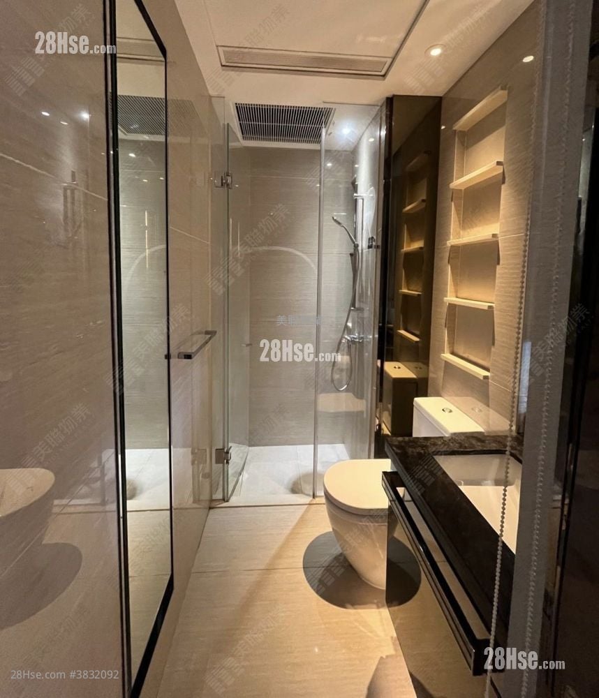 Cullinan West Rental 269 ft²