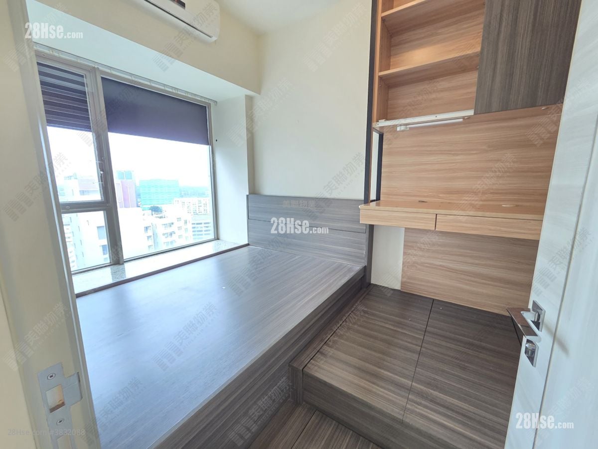 Yuccie Square Rental 2 Bedrooms , 1 Bathroom 426 ft²