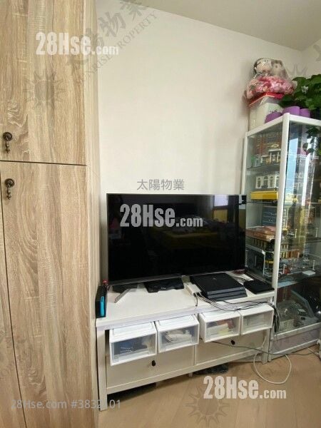 Upper East Sell 1 Bedroom 219 ft²
