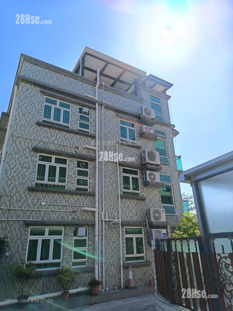 Village Sell 3 Bedrooms , 1 Bathroom 700 ft²