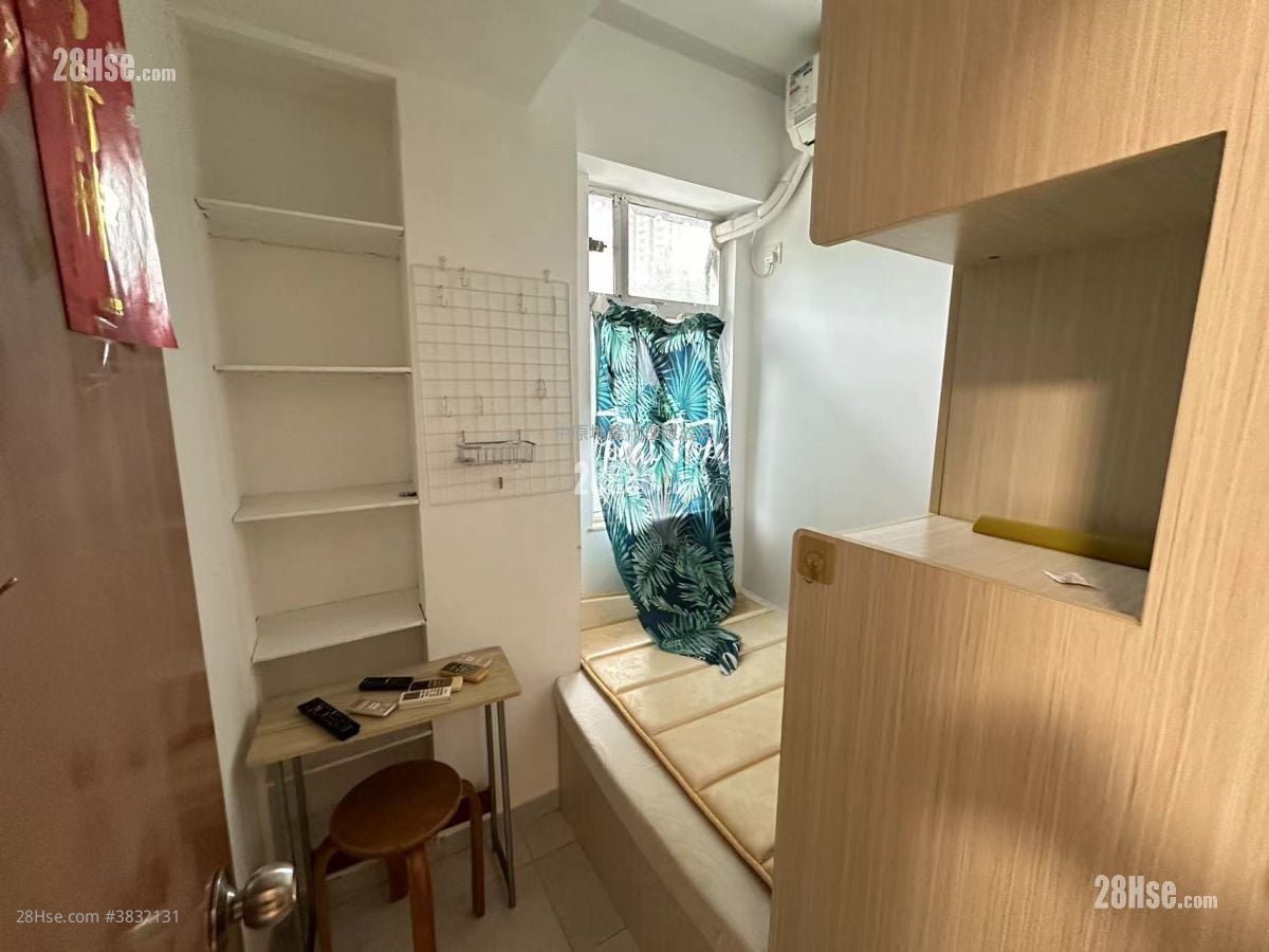 Bong Hing Building Rental 3 Bedrooms , 1 Bathroom 421 ft²