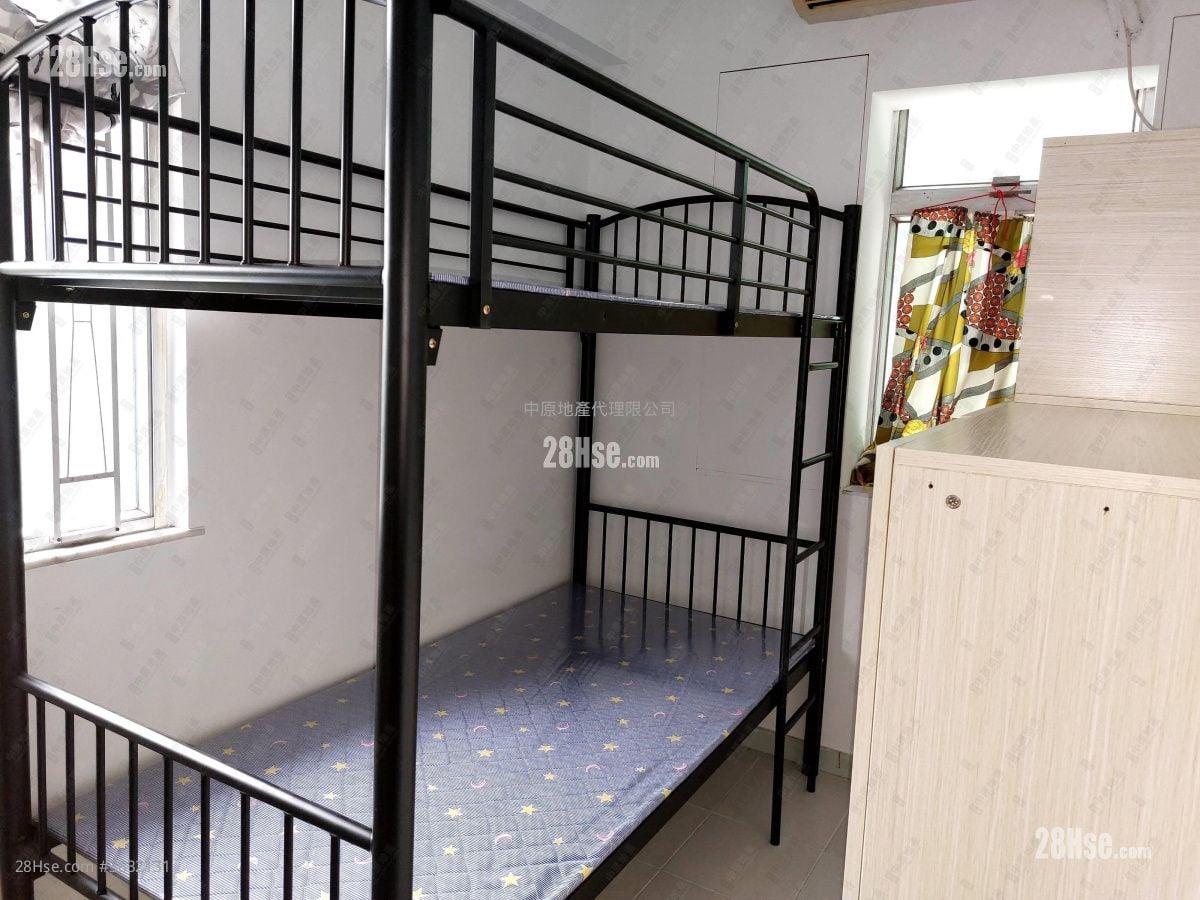 Bong Hing Building Rental 3 Bedrooms , 1 Bathroom 421 ft²