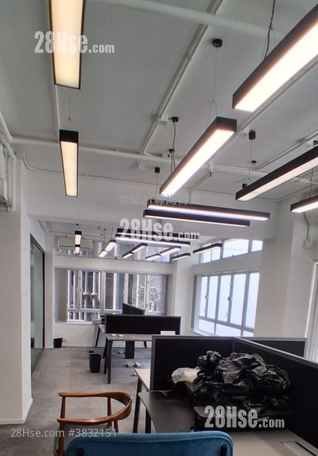 Hollywood Commercial House Rental