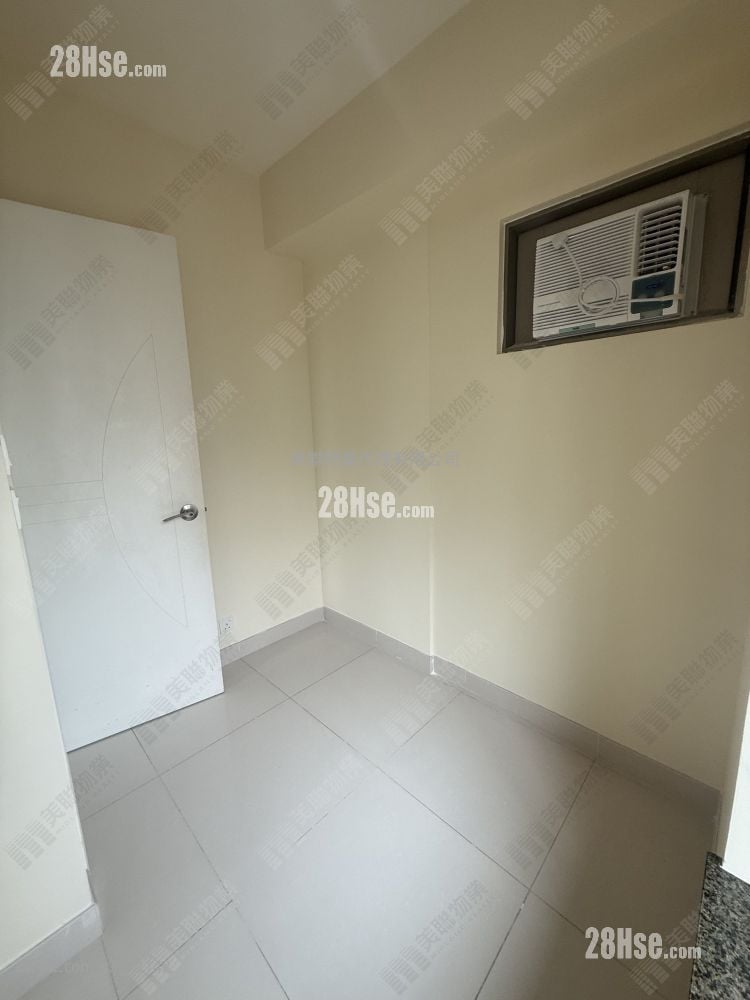 Tseung Kwan O Plaza Sell 3 Bedrooms , 1 Bathroom 538 ft²