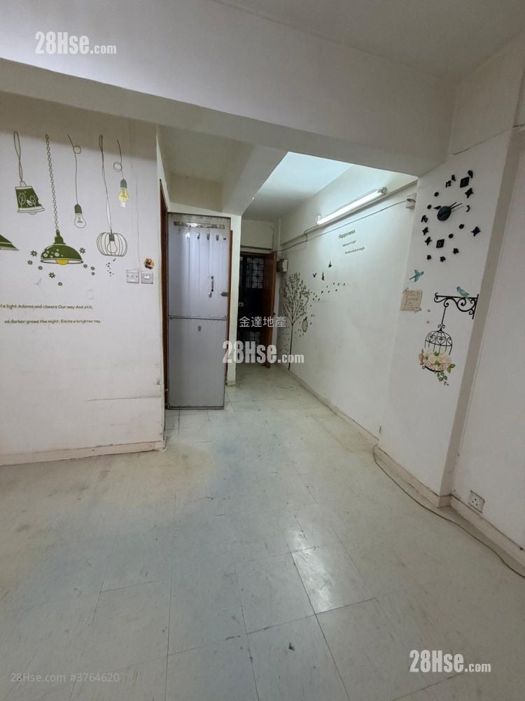 I-Feng Mansions Sell 3 Bedrooms , 1 Bathroom 502 ft²