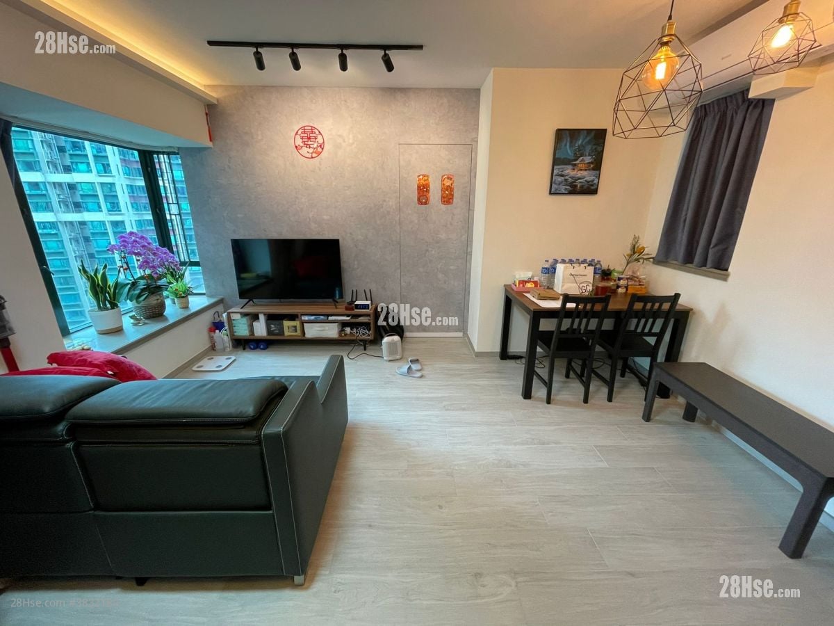 Dawning Views Rental 393 ft²