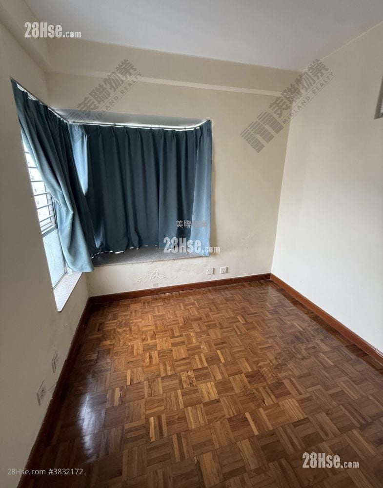 Metropolis Plaza Sell 2 Bedrooms , 1 Bathroom 413 ft²