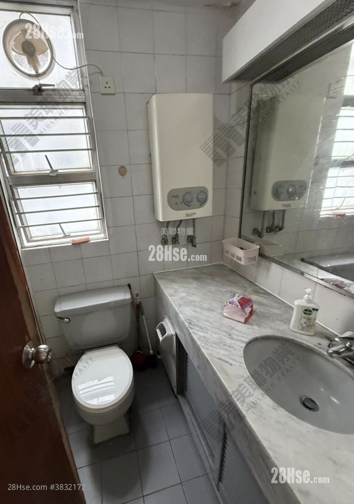 Metropolis Plaza Sell 2 Bedrooms , 1 Bathroom 413 ft²