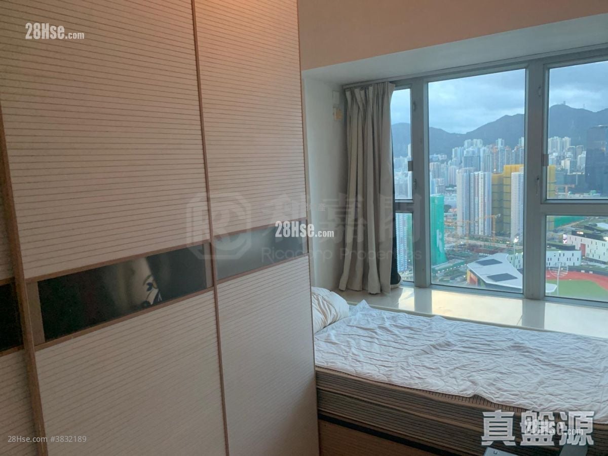 Grand Waterfront Sell 805 ft²